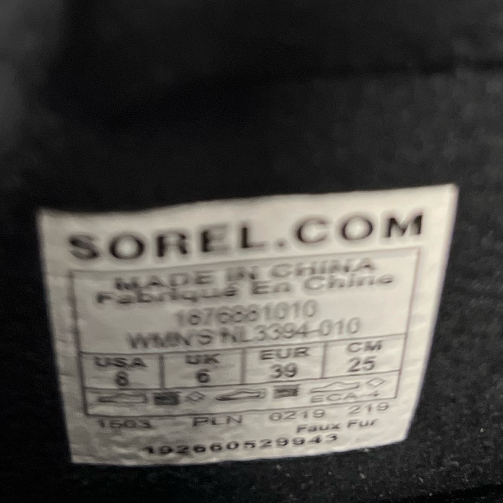 SOREL Women's Out 'N About Puffy Mid Boots in black - Picture 9 of 9